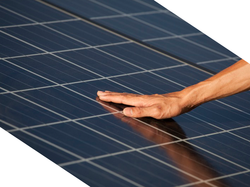 Solární panely pro firemní budovy a pozemky